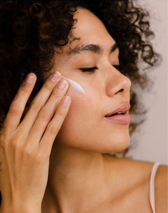 Solutions Banishing Cream Skin Discoloration Improver 3 Solutions Banishing Cream Skin Discoloration Improver - Image 3